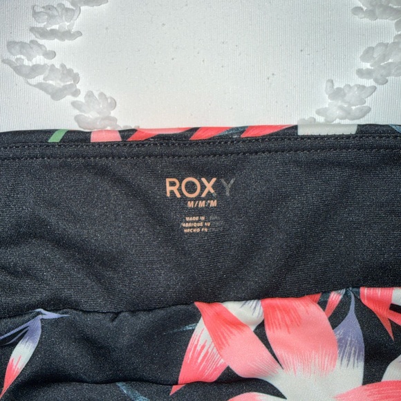 Roxy Tropical Black and Pink Bikini Set Small Top Medium Bottoms - Picture 4 of 4